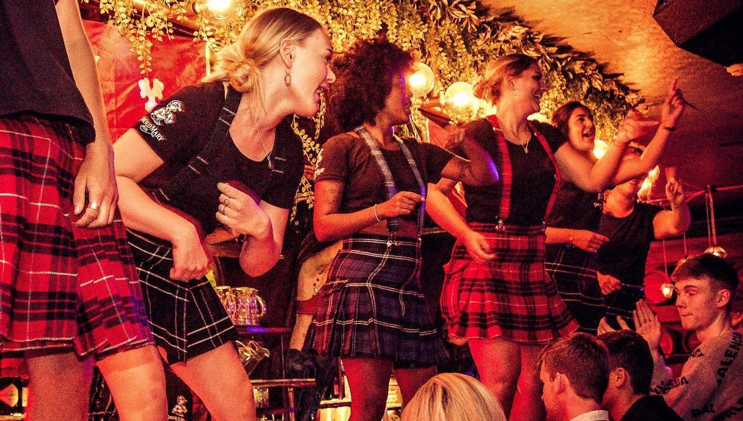 Den berømte Proud Mary-dansen!