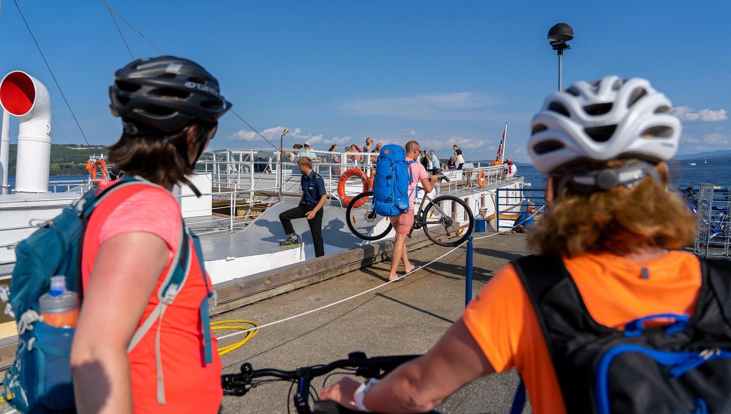Mjøstråkk, sykkeltur rundt Mjøsa, Skibladner, Gjøvik, Innlandet