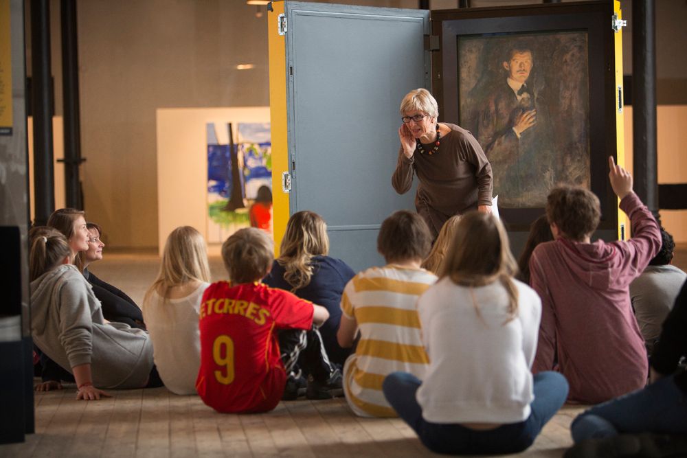 gruppe ellever på Telemark kunstmuseum