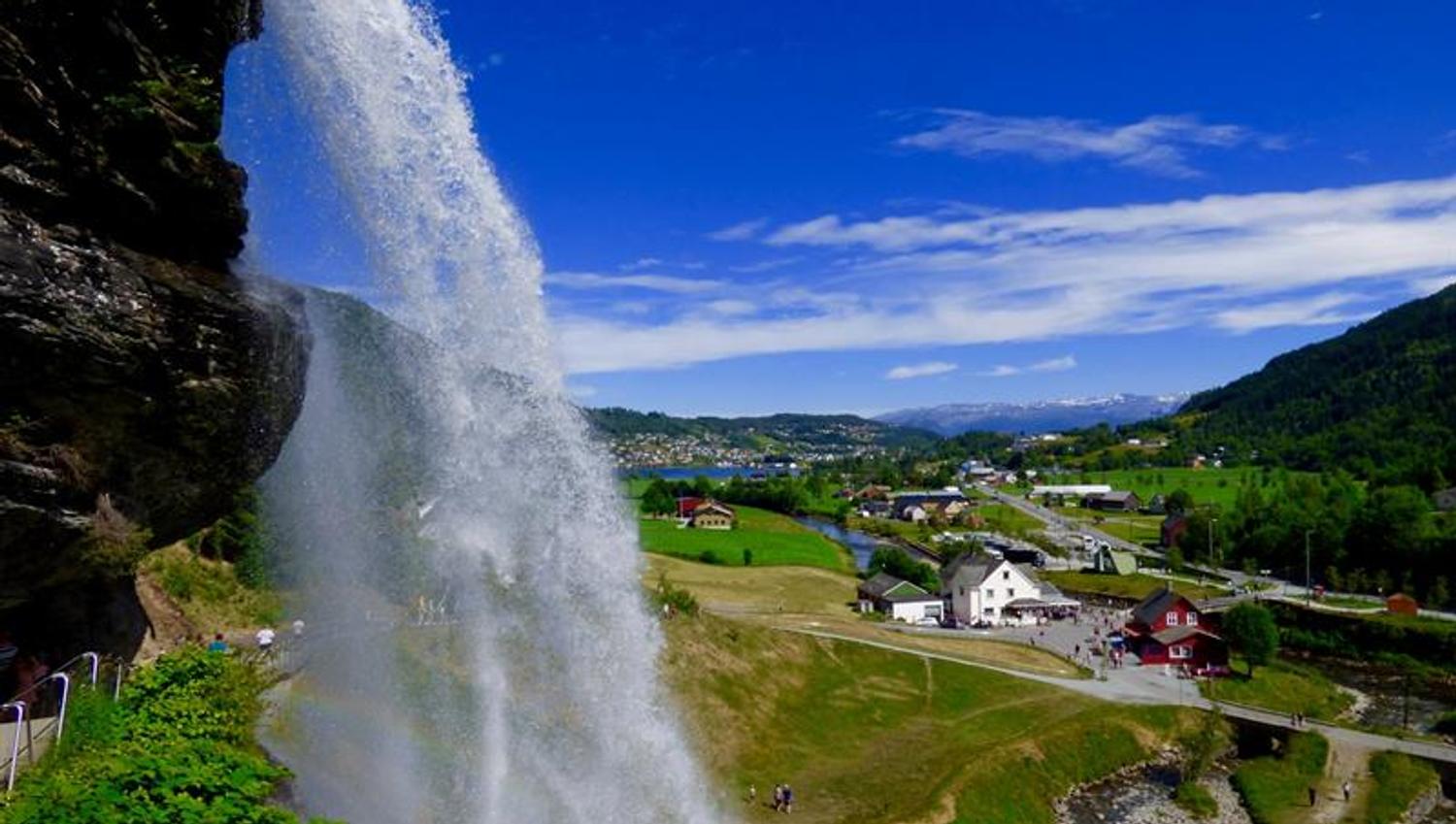 Steinsdalsfossen - Steinsdal waterfall