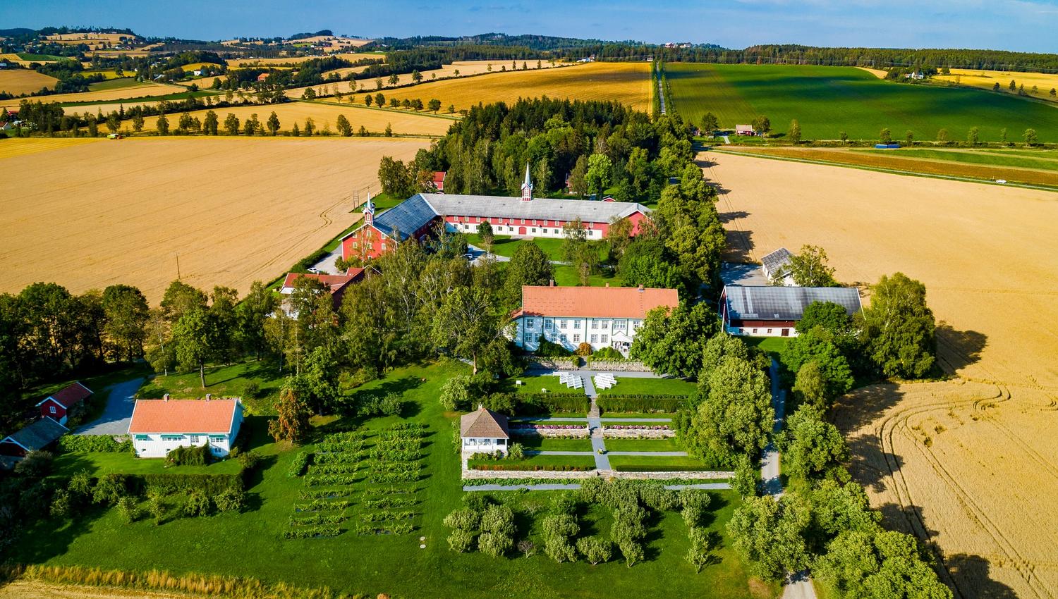 Hoel Gård Dronebildet