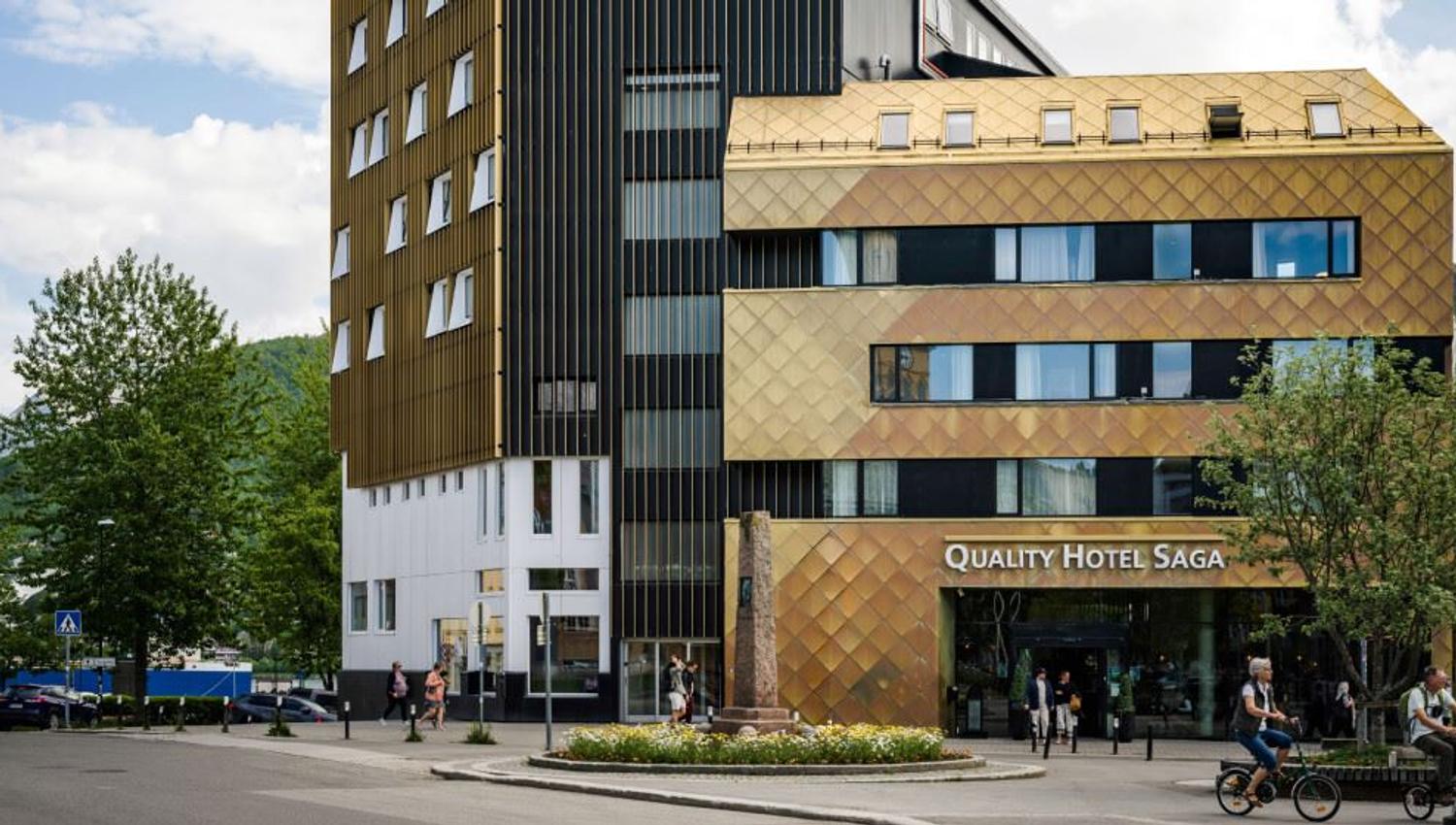 Quality Hotel Saga fasade in Tromso in summer