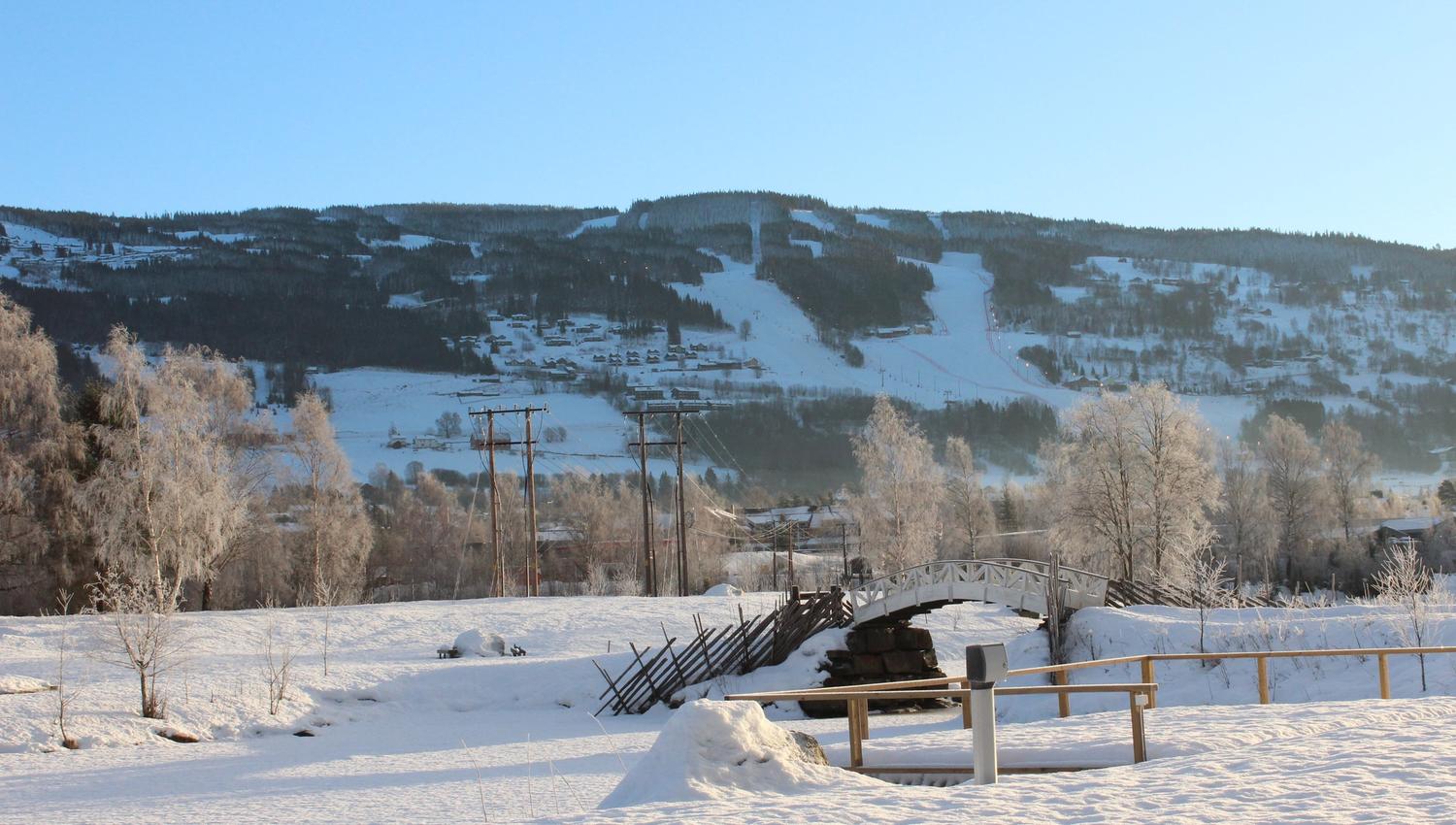 Hafjell i bakgrunnen