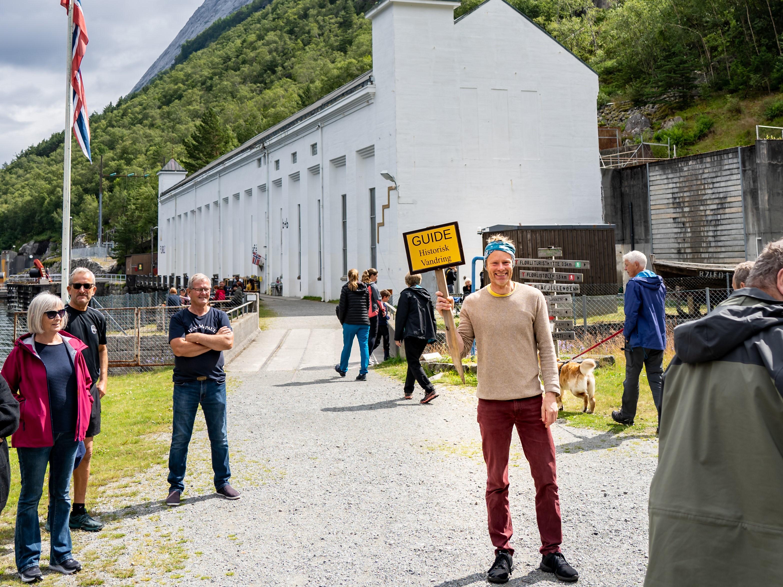 Historische Dorfwanderung in Flørli