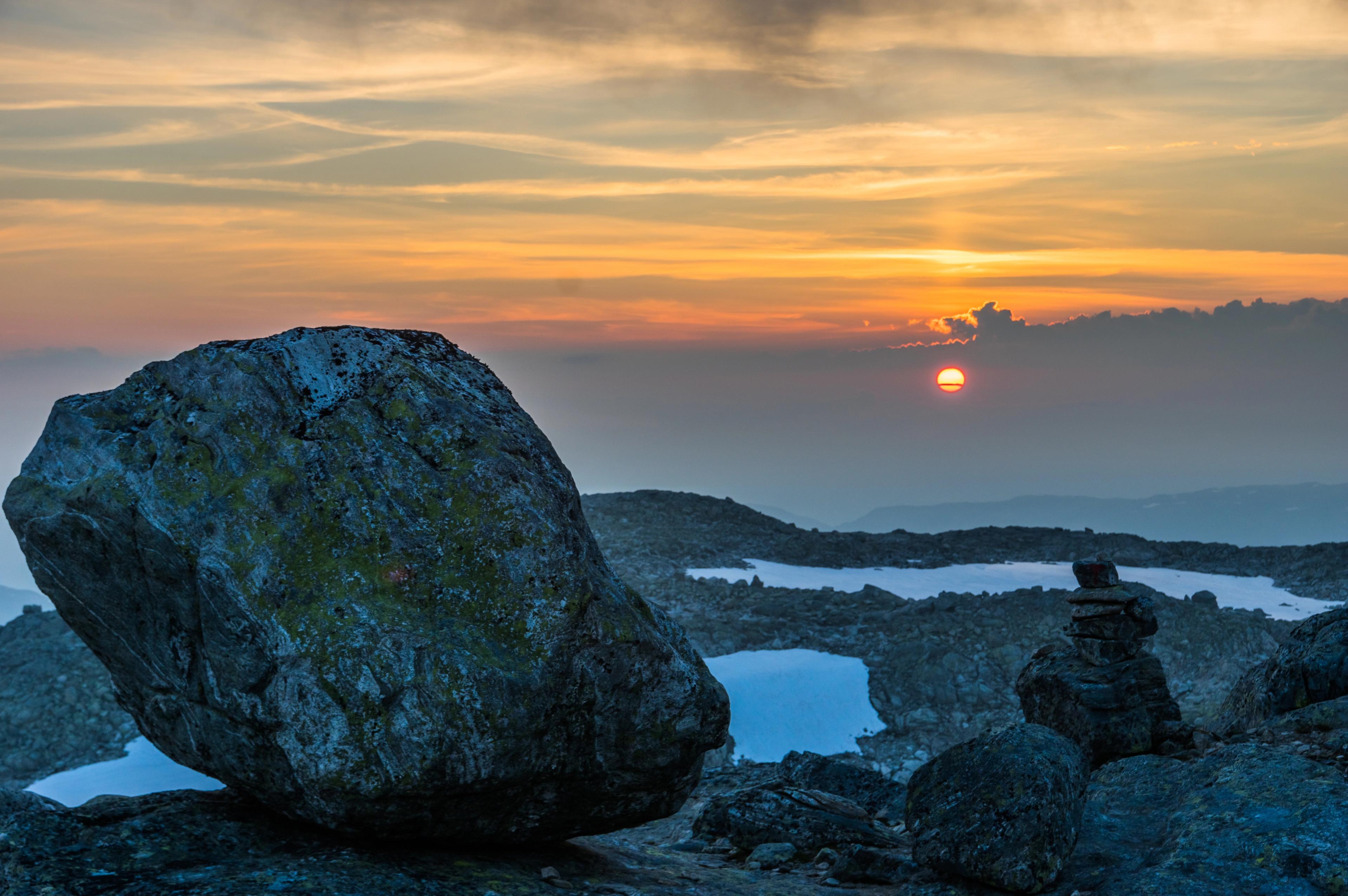 Historic glacier hiking in a modern way - guided