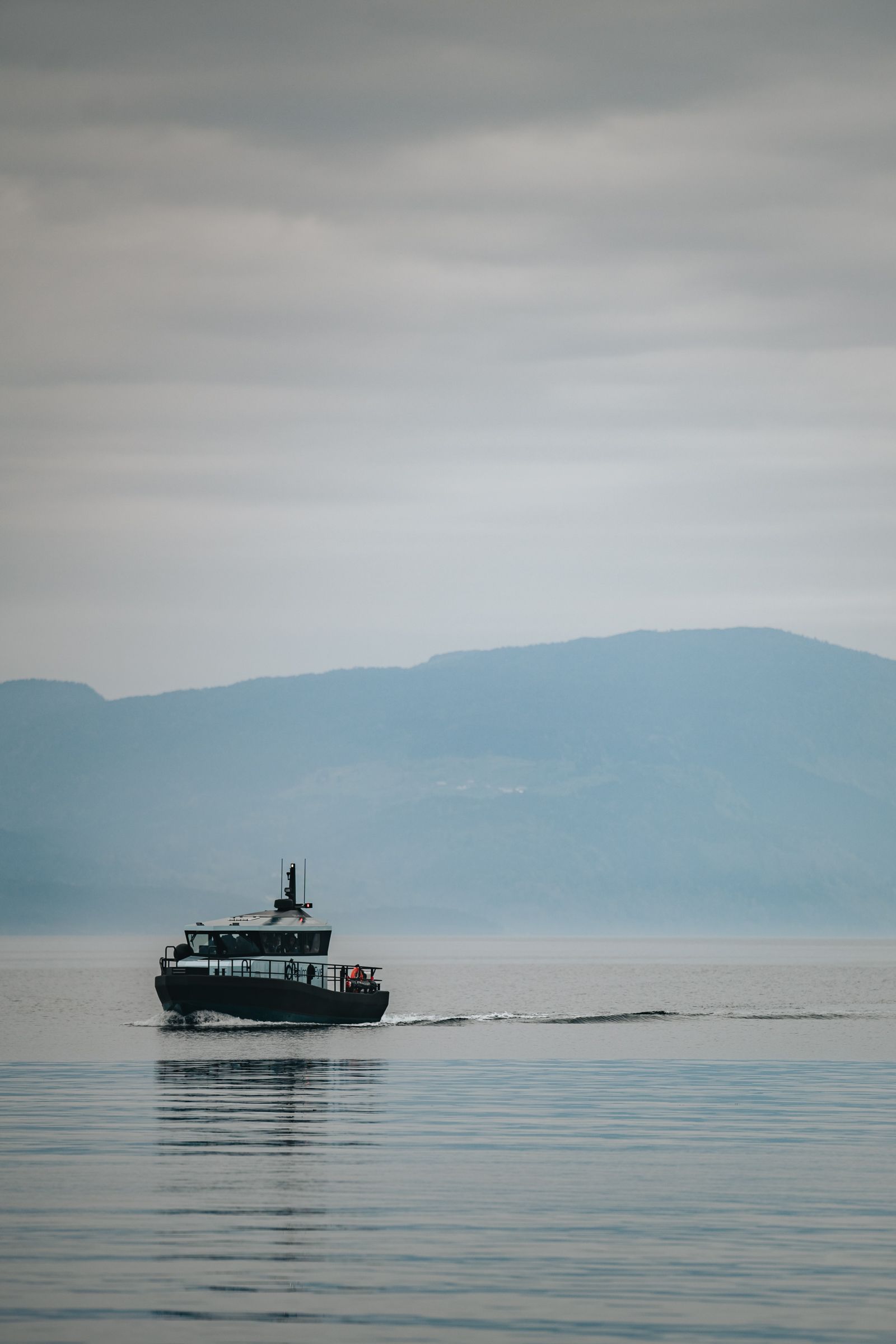 En båt på Hardangerfjorden