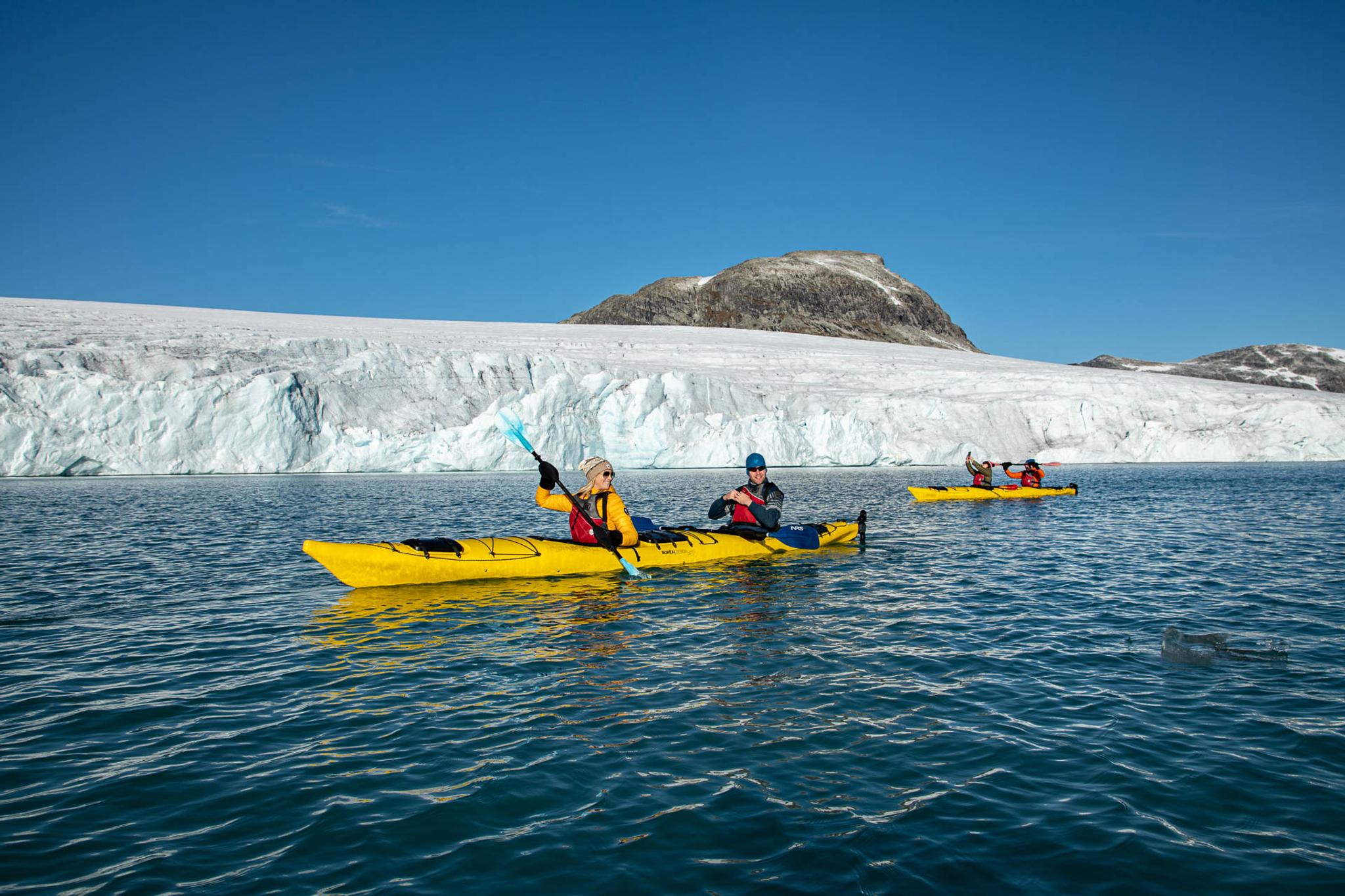 Brevandring & kajakkpadling, Austdalsbreen