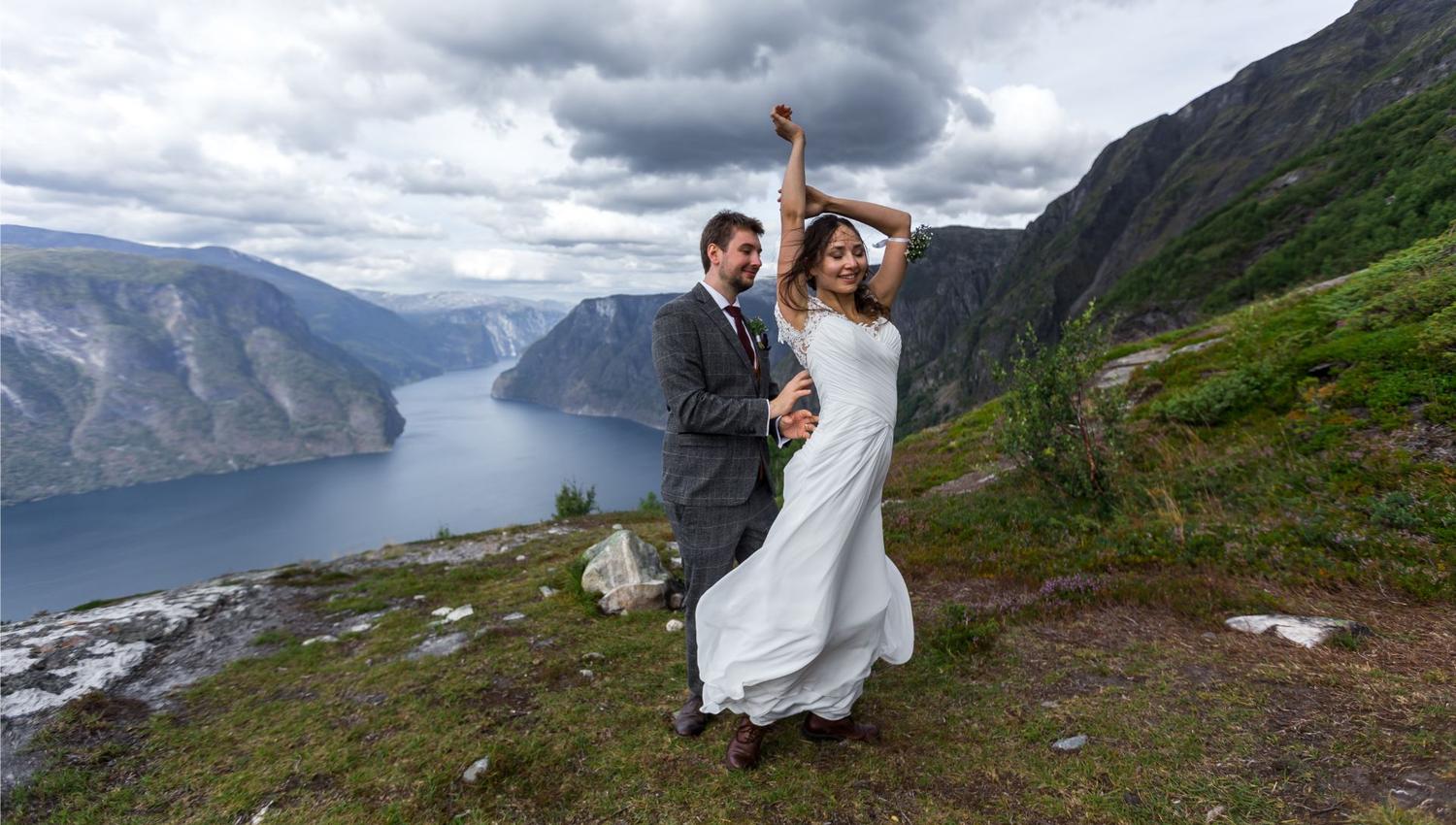 Fjord Weddings & Elopements
