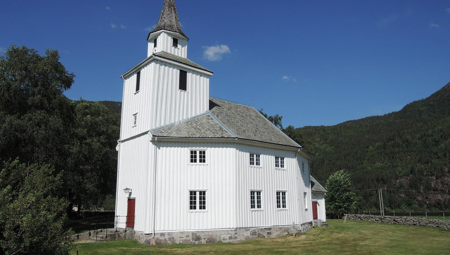 Hylestad kyrkje