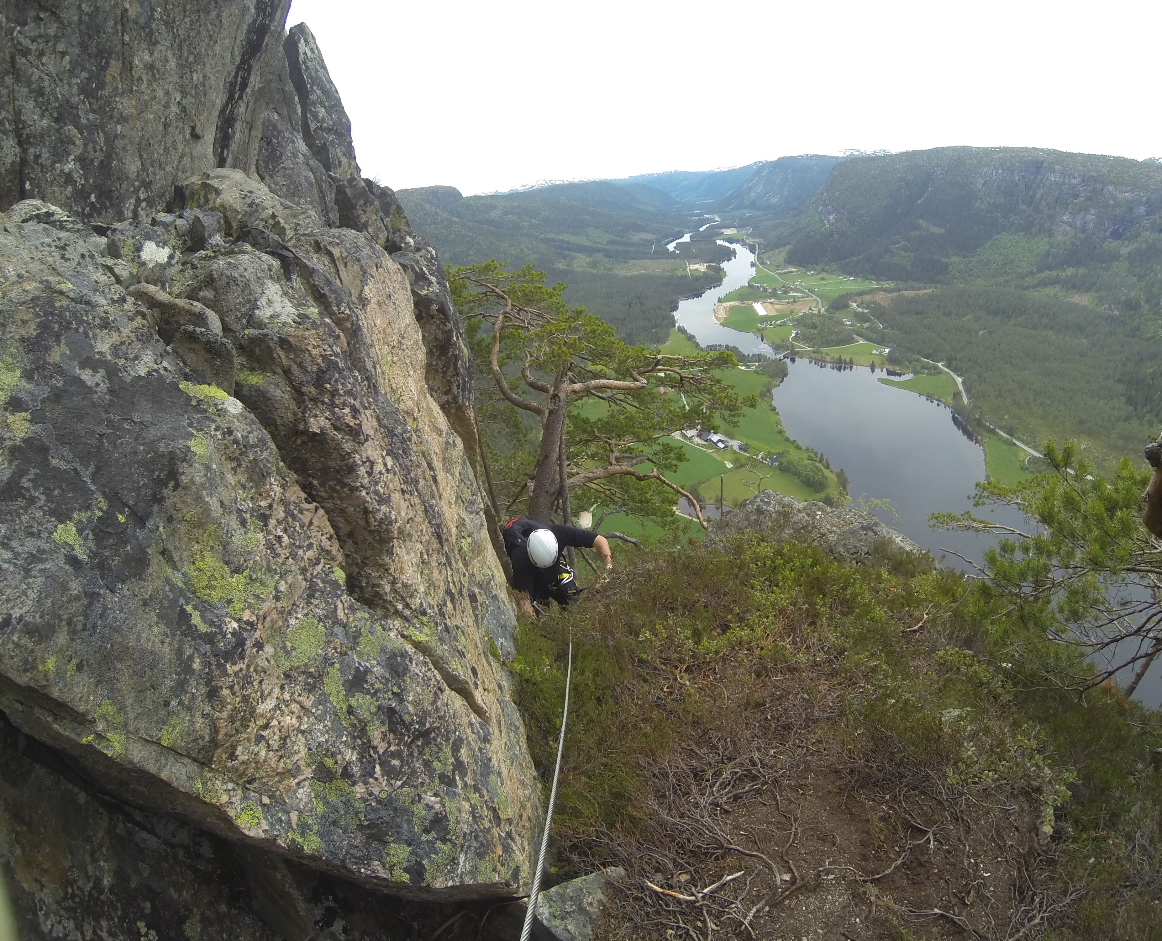 Via ferrata Straumsfjellet, Valle