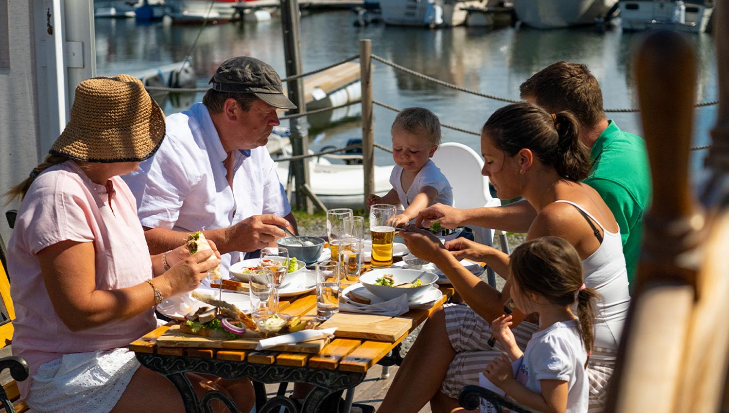Evjua Strandpark restaurant Viken II