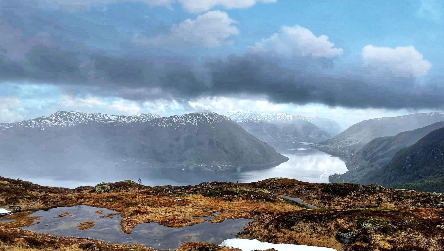 Fjord Hike