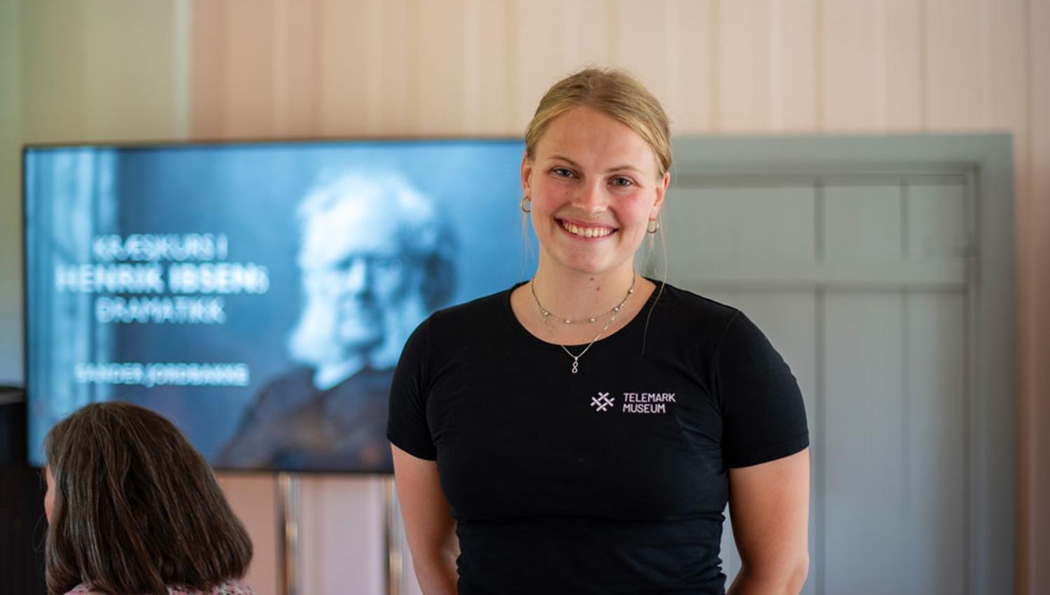 ansatt på Henrik Ibsen museum i Skien