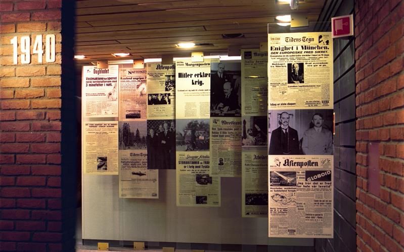 Avisutklipp fra 1940 i utstillingen