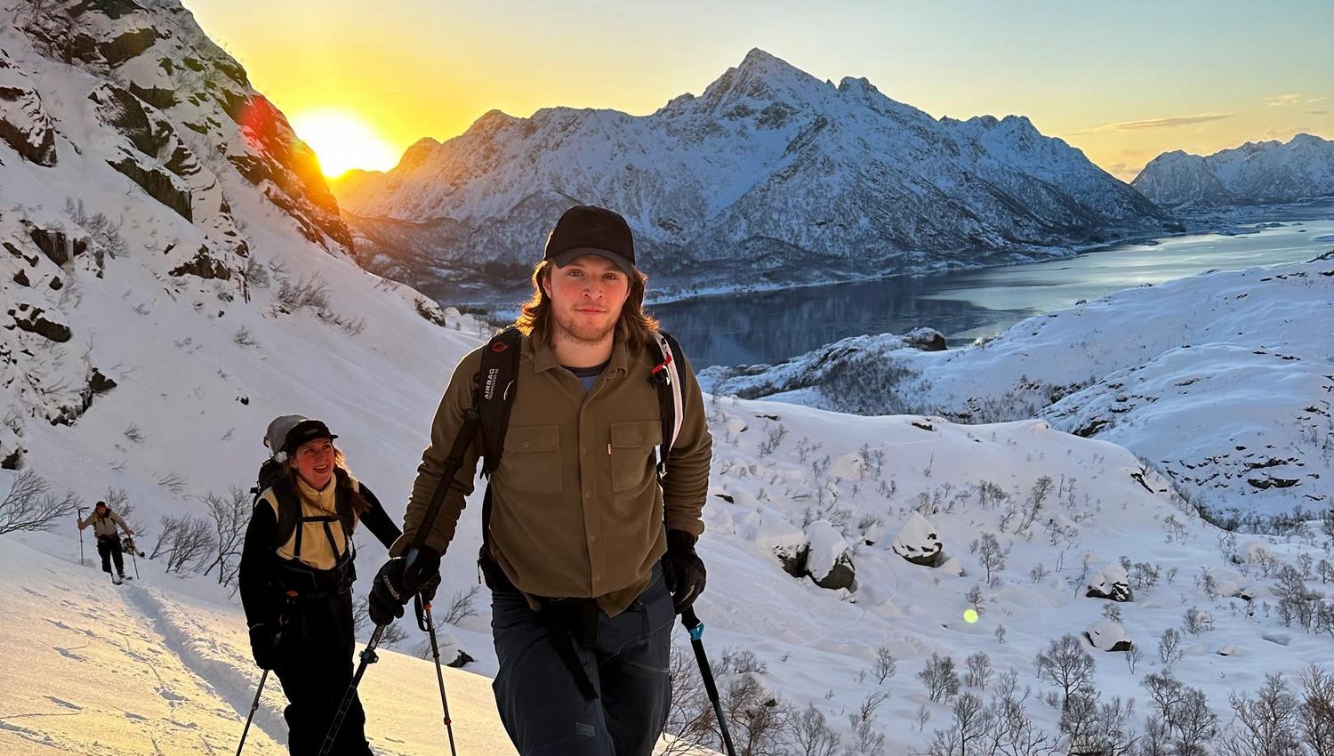 Ski, fjell, hav og snø