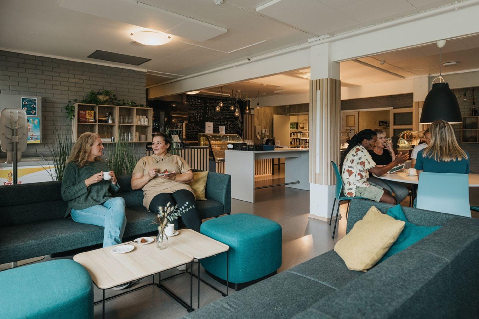 Her kan du nyte mat og drikke i hyggelige omgivelser.