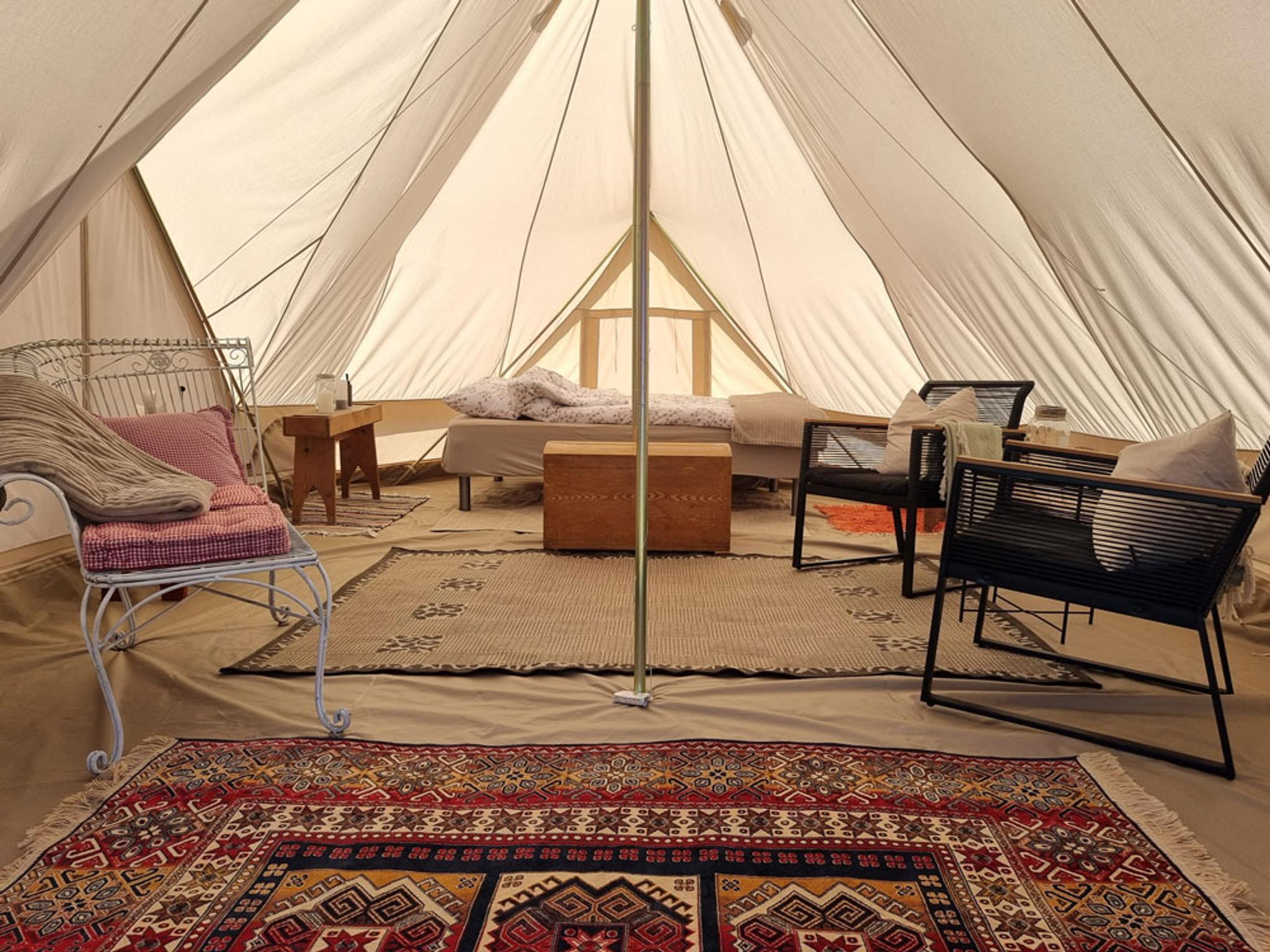 innredning på glampingtelt hos Svenseid Alpakka