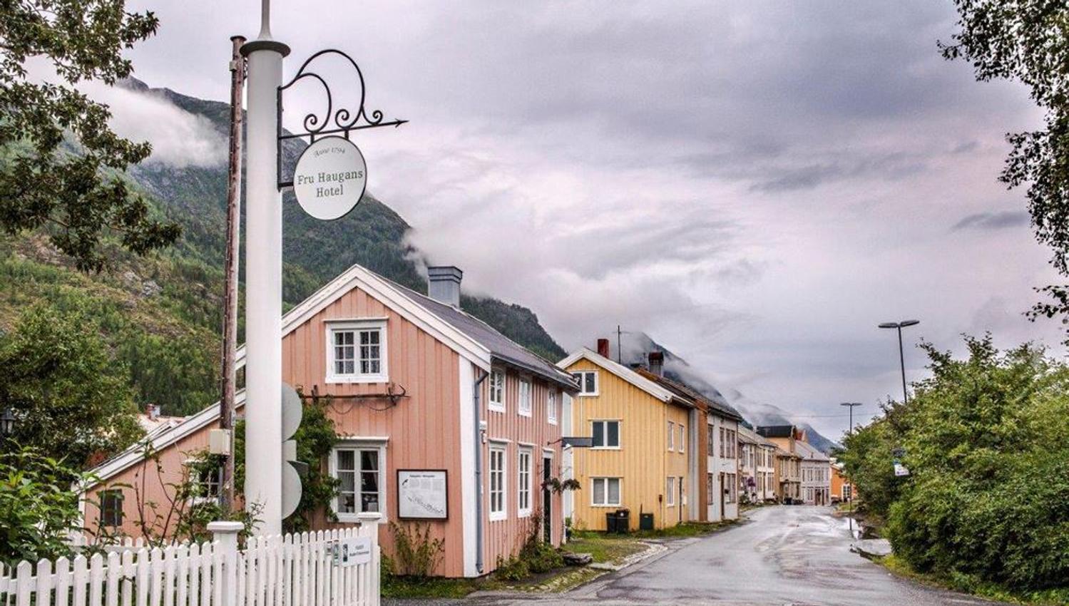 Fru Haugans hotel - Sjøgata