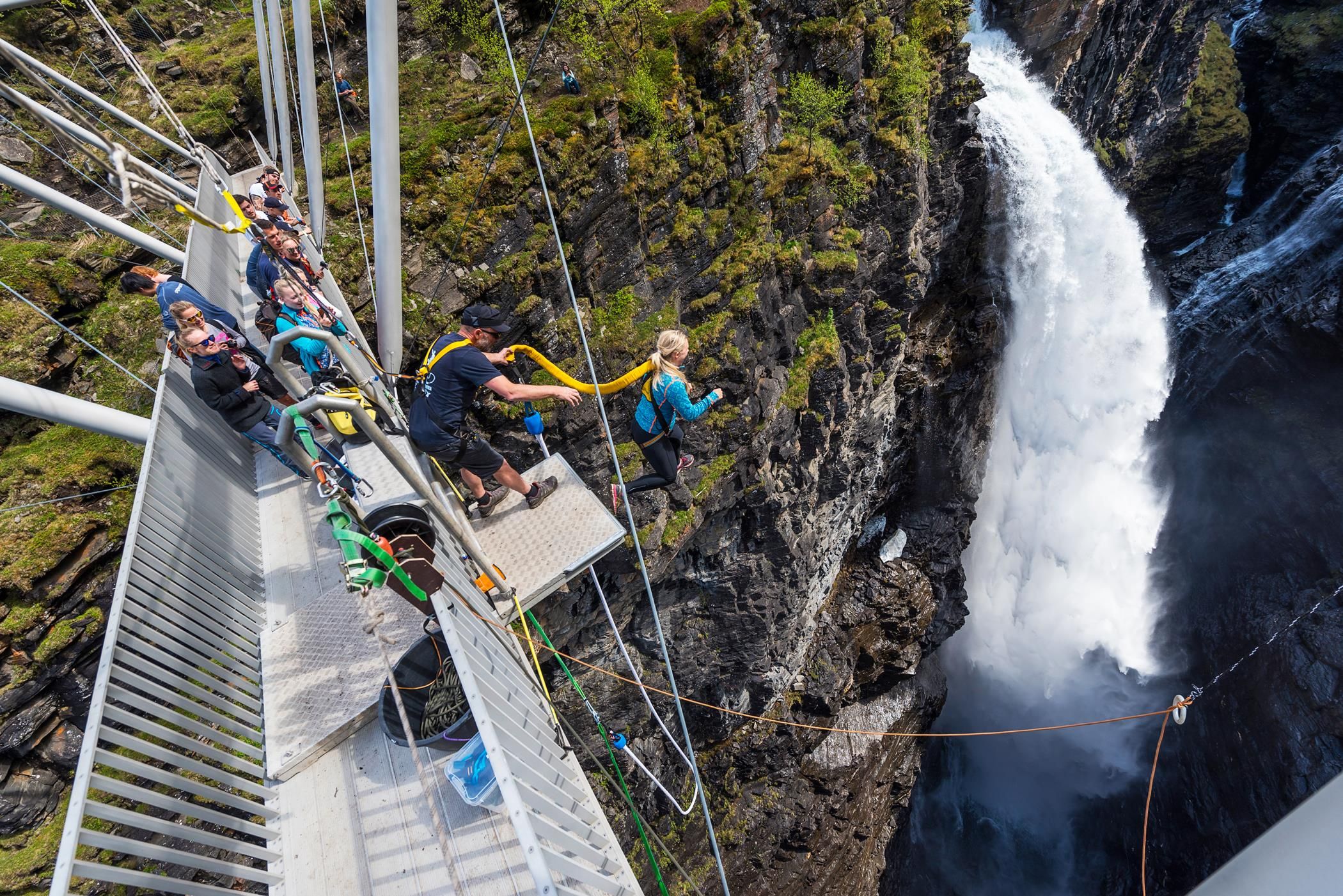 Bungee Jumping into the Grand Canyon of the Arctic