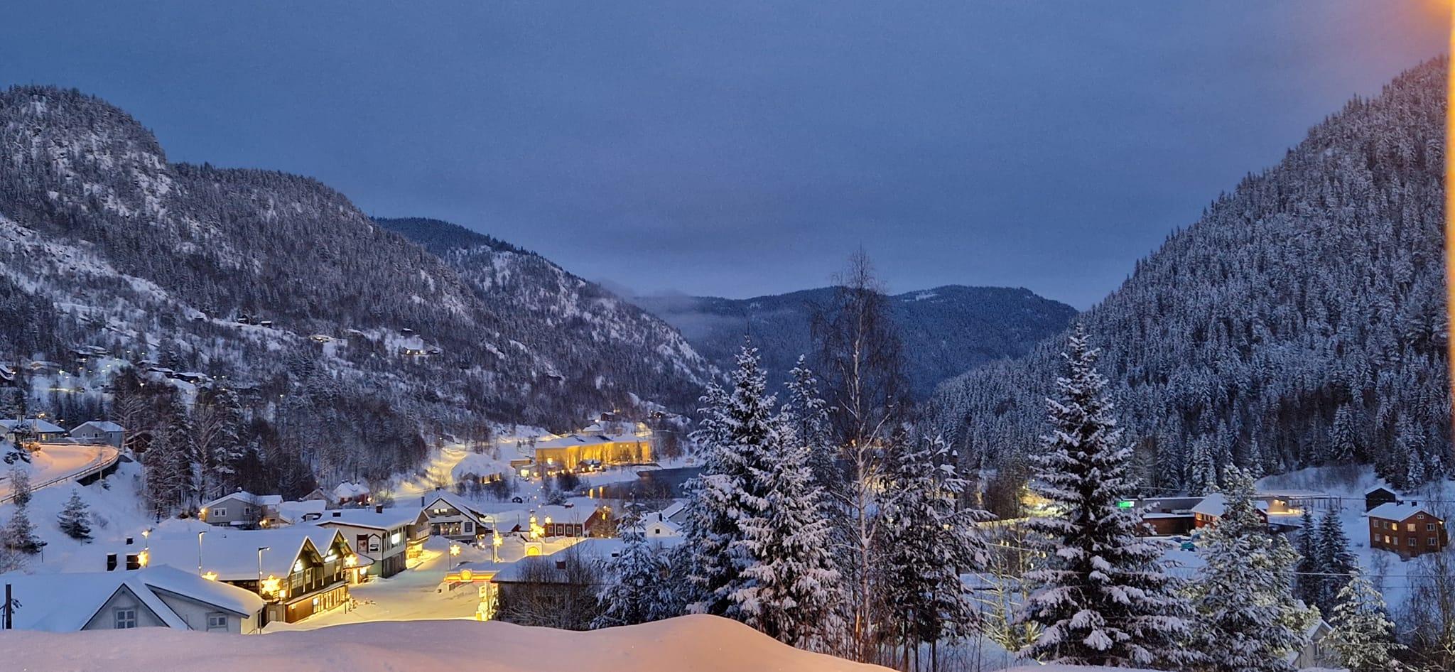 Vinter i sentrum av Rødberg