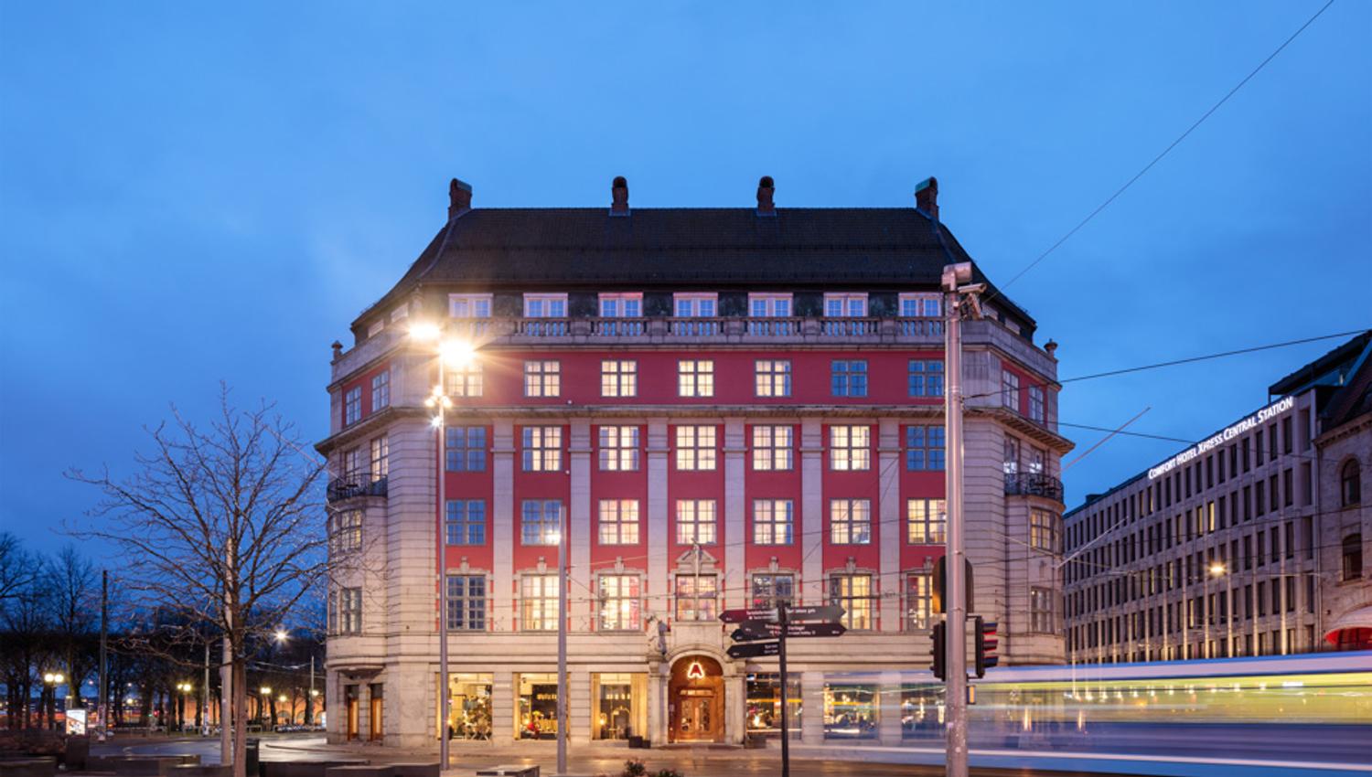 Amerikalinjen sett fra Jernbanetorget