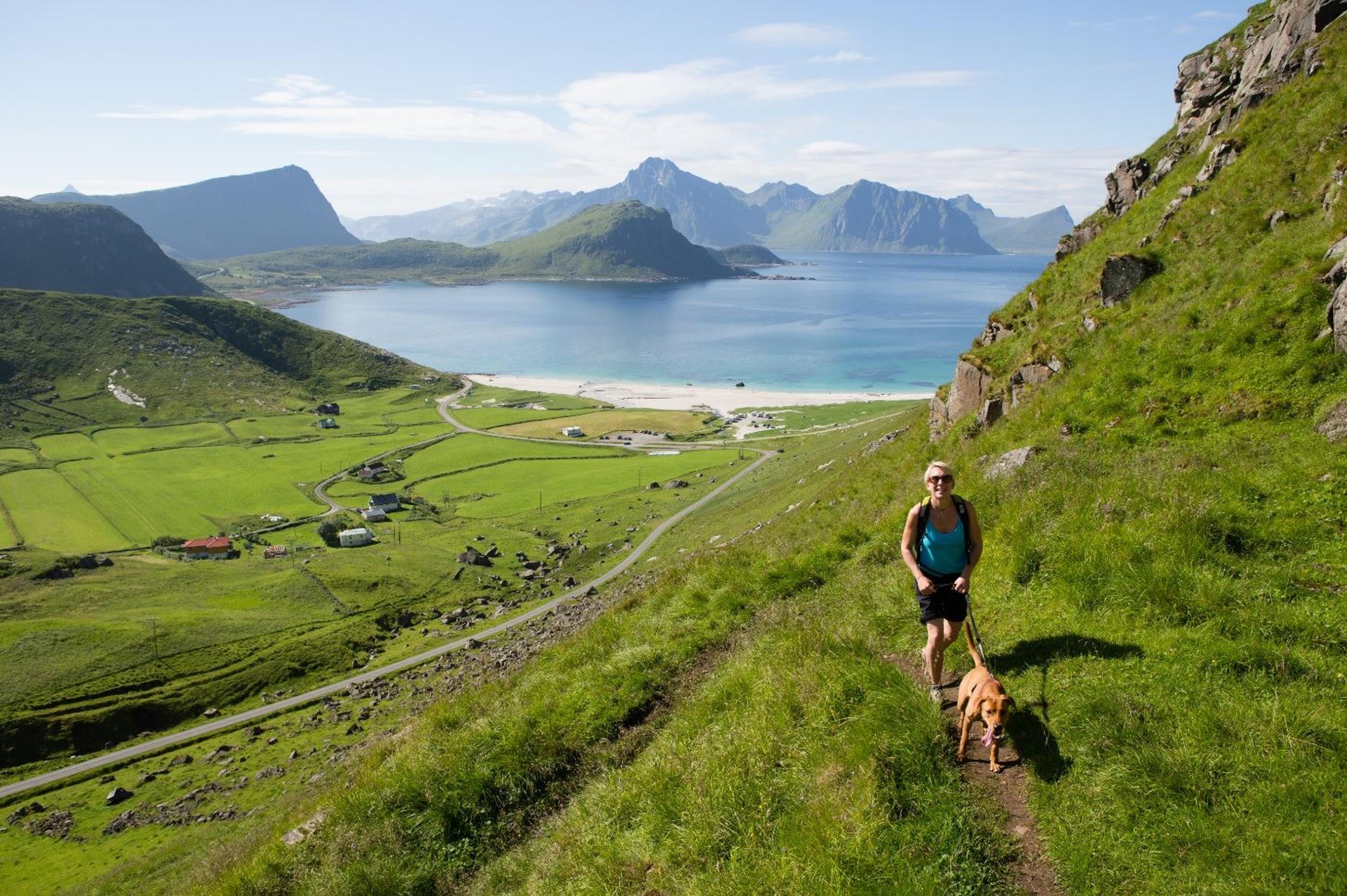 The path to Himmeltind