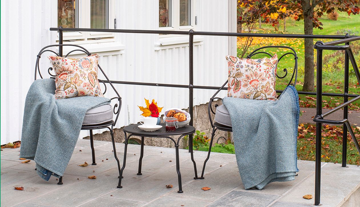 Chairs with blankets outside