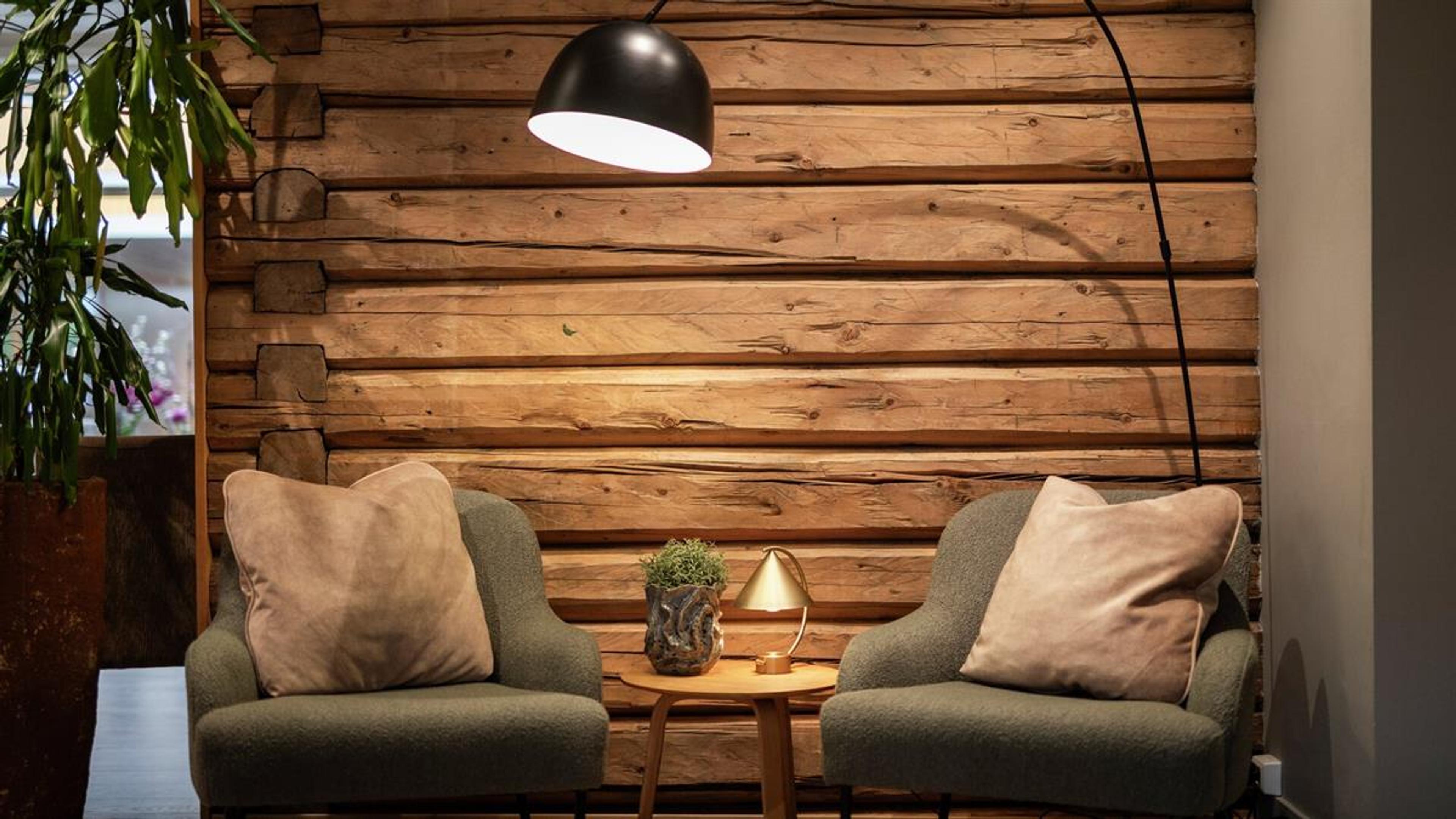 The lobby at Home Hotel Hammer