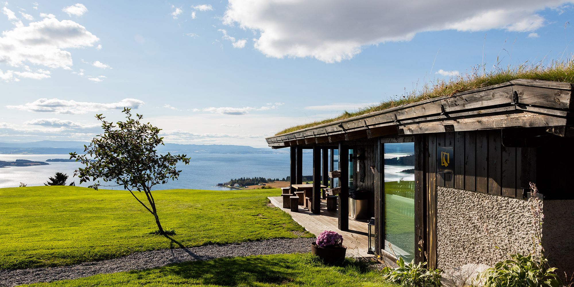 Øyna with a fantstic view of the Trondheimfjord, along the Golden Route