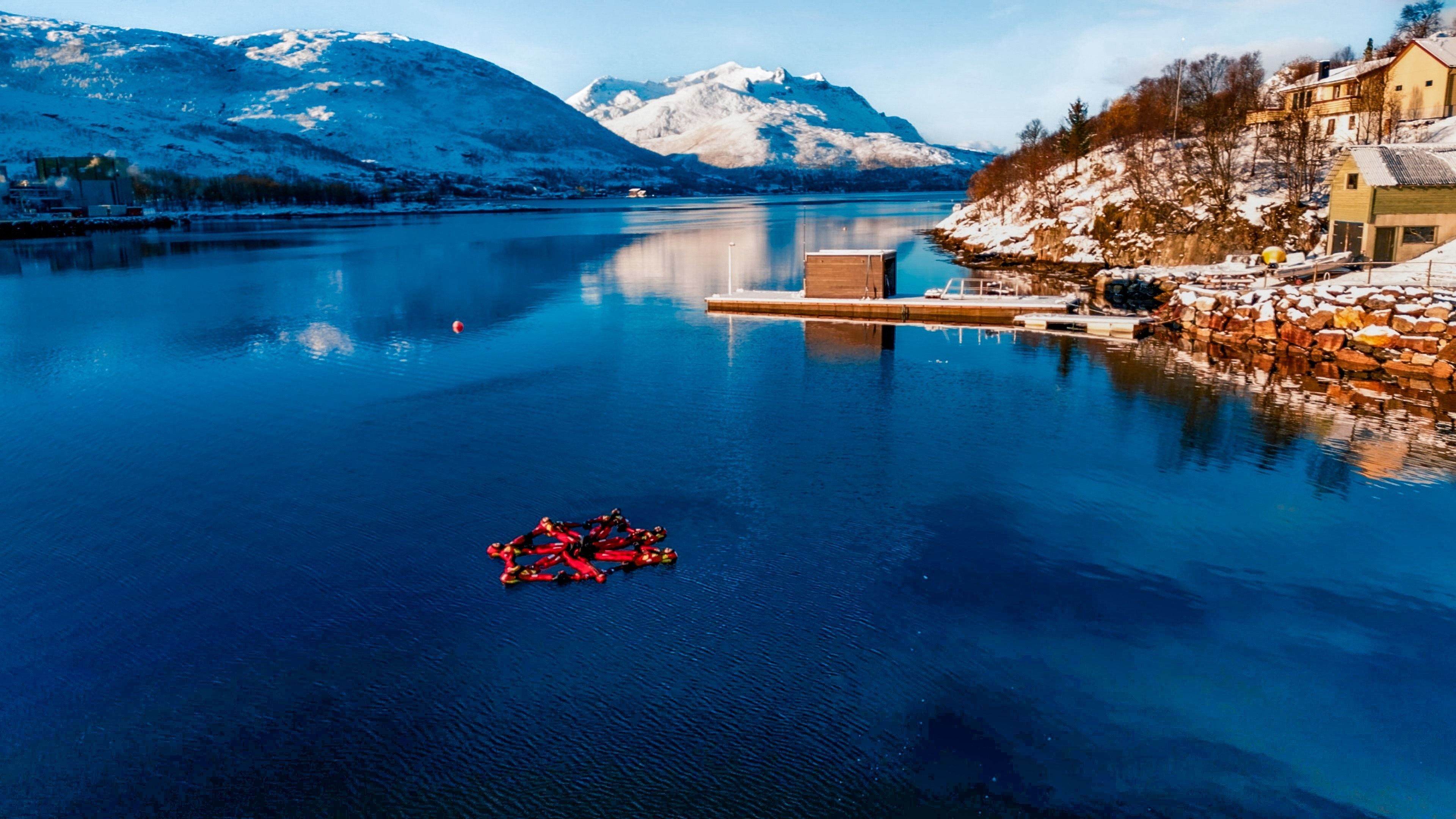 Flere gjester som flyter i 