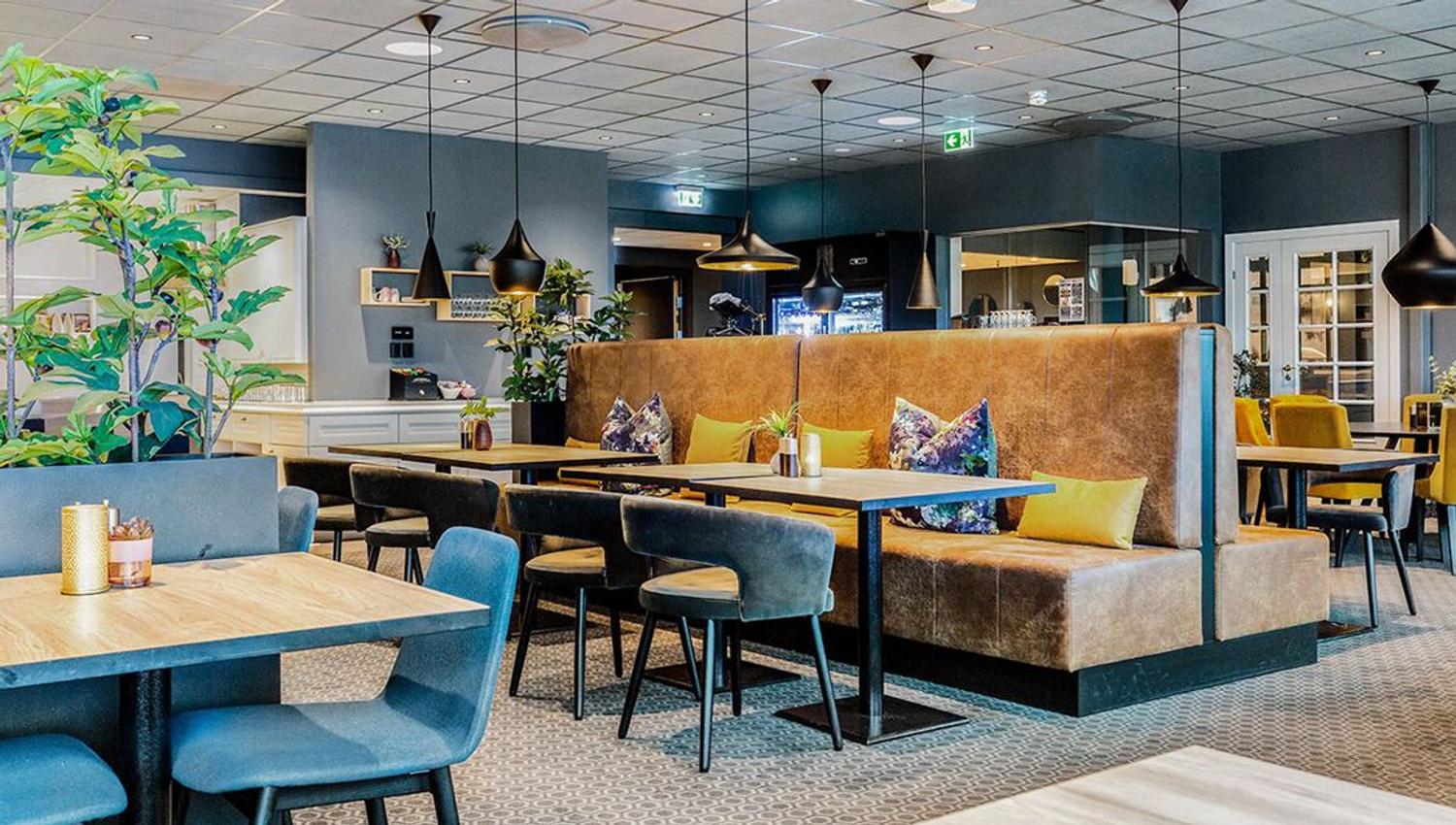 To Runde Bord - Hotel Central Elverum