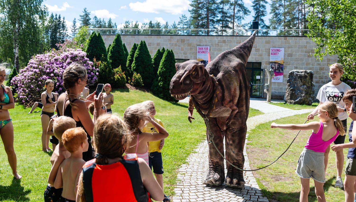 Dinosauren, Mineralparken Evje