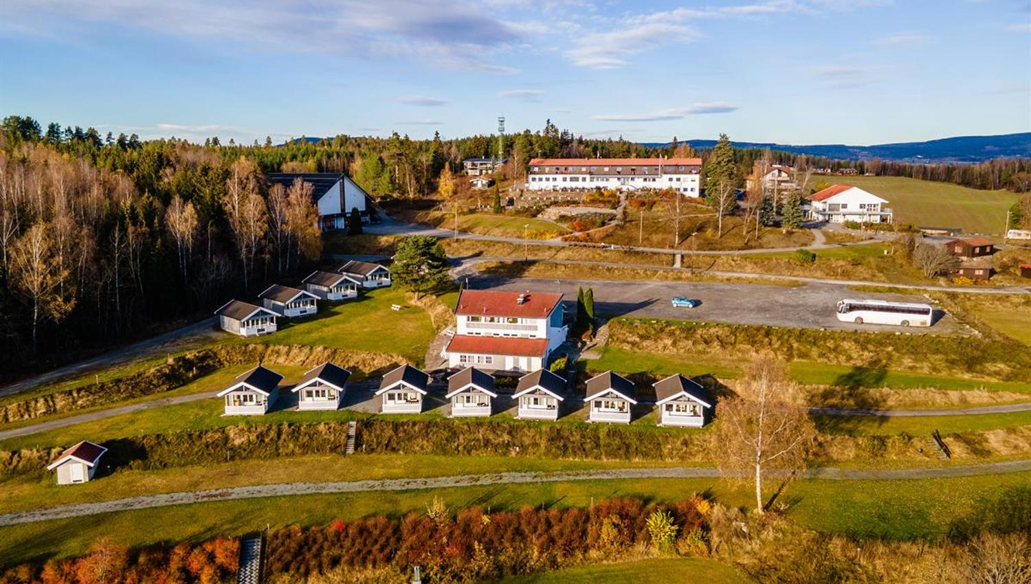 Hedmarktoppen Camping og hytteutleie dronebilde