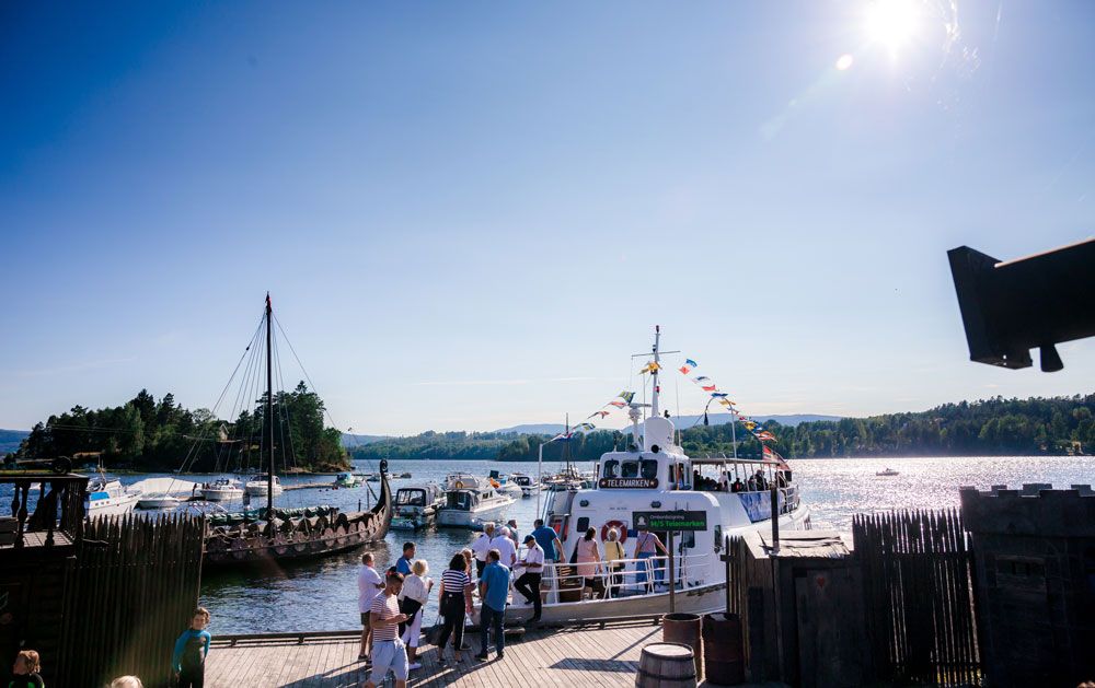 MS Telemarken located by the pier at Norsjø Ferieland 