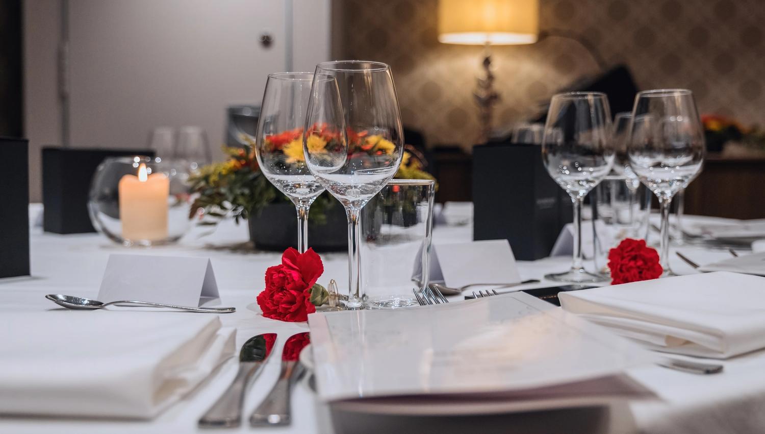 Middag møter/konferanse