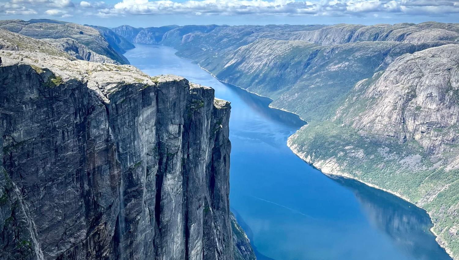 Fjord Hikes Kjerag Hike