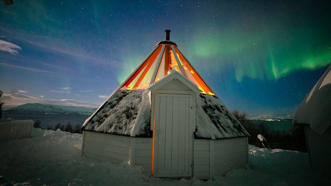 Aurora Crystal Lavvo Overnight Stay