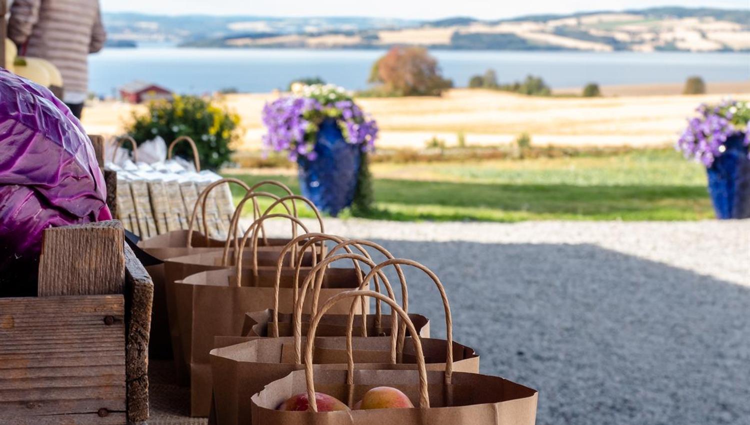 Fredheim Gårdsutsalg uteområde