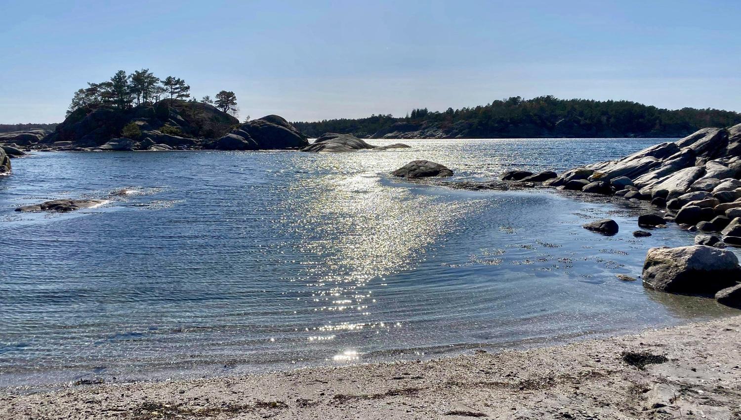 Skauerøya Lillesand strand foto Johannes Vallesverd