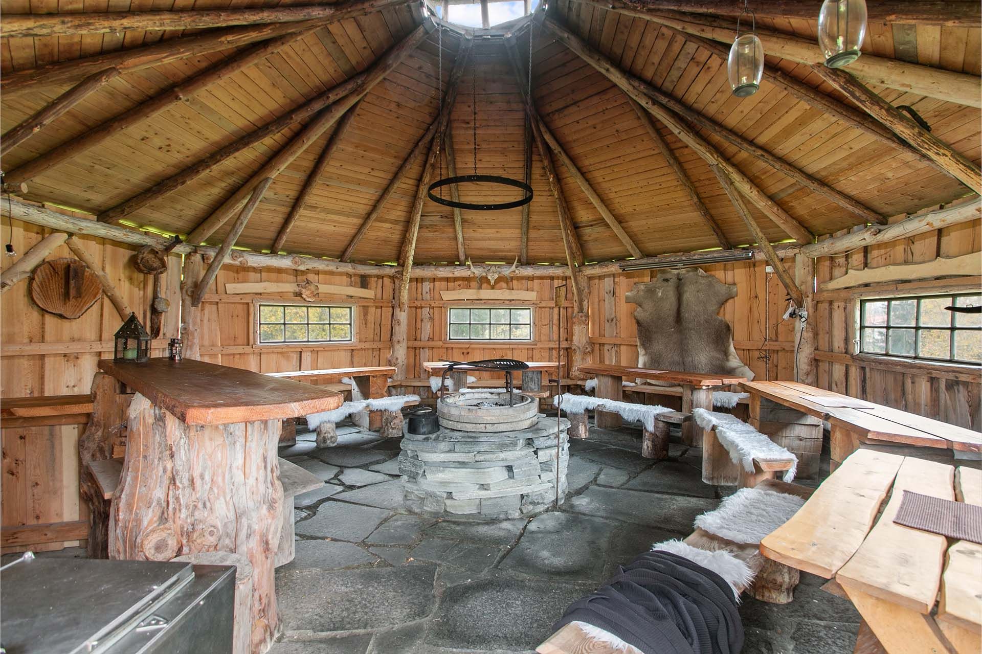 Eldhytta - grillhytta innvendig