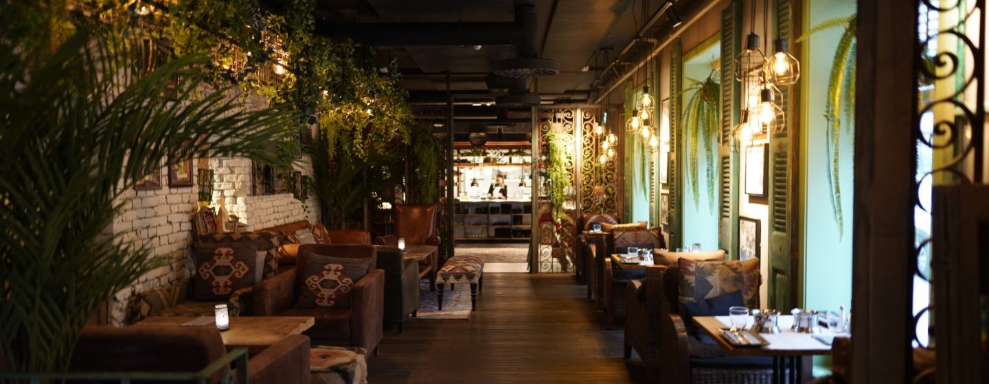 Hall in Indie restaurant