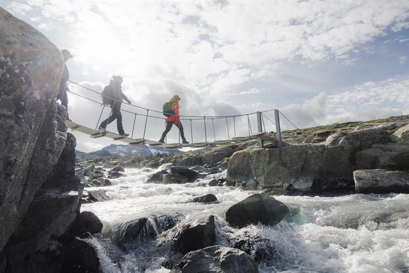 på vei til bre , på brua