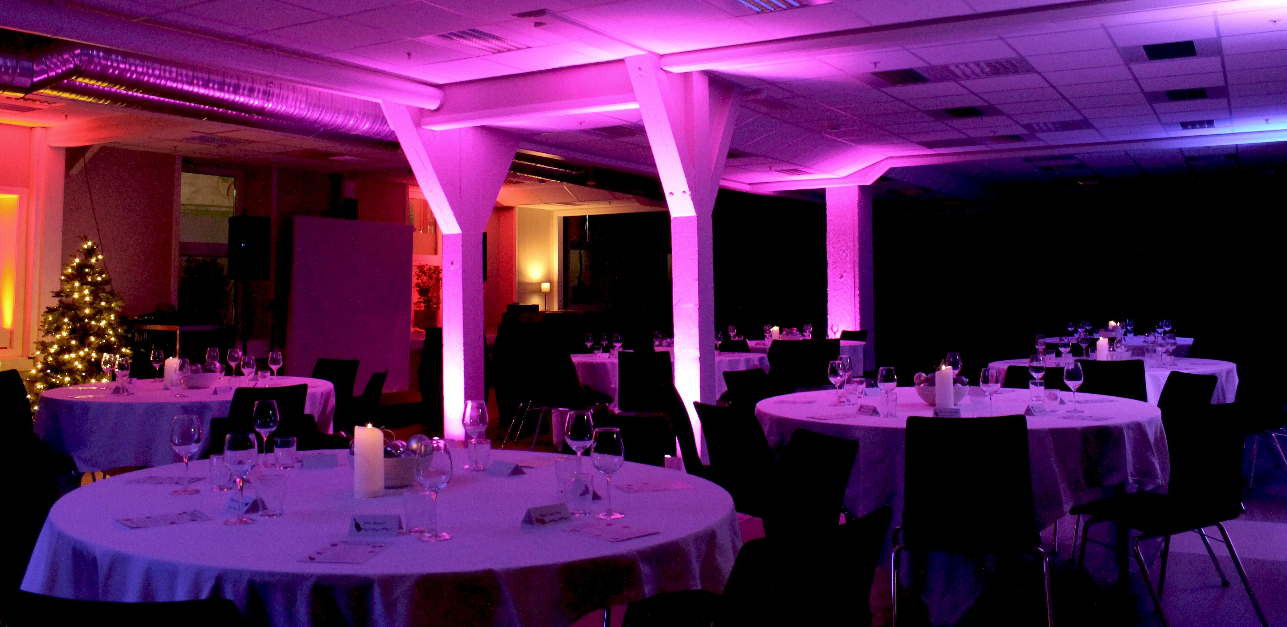 "Festplassen" Dekket til julebord 55 personer