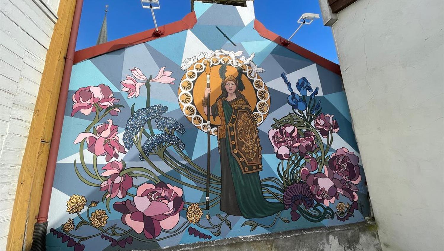 Kirsten Flagstad street art