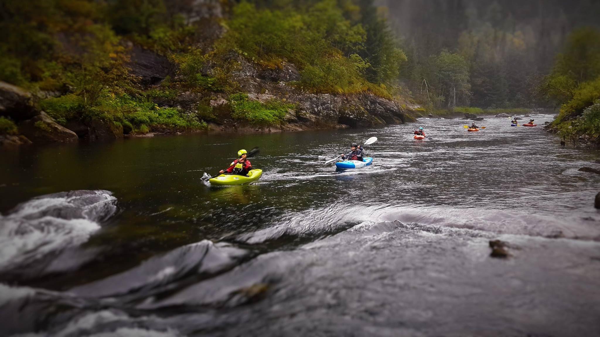 River kayaking with Kayak Voss