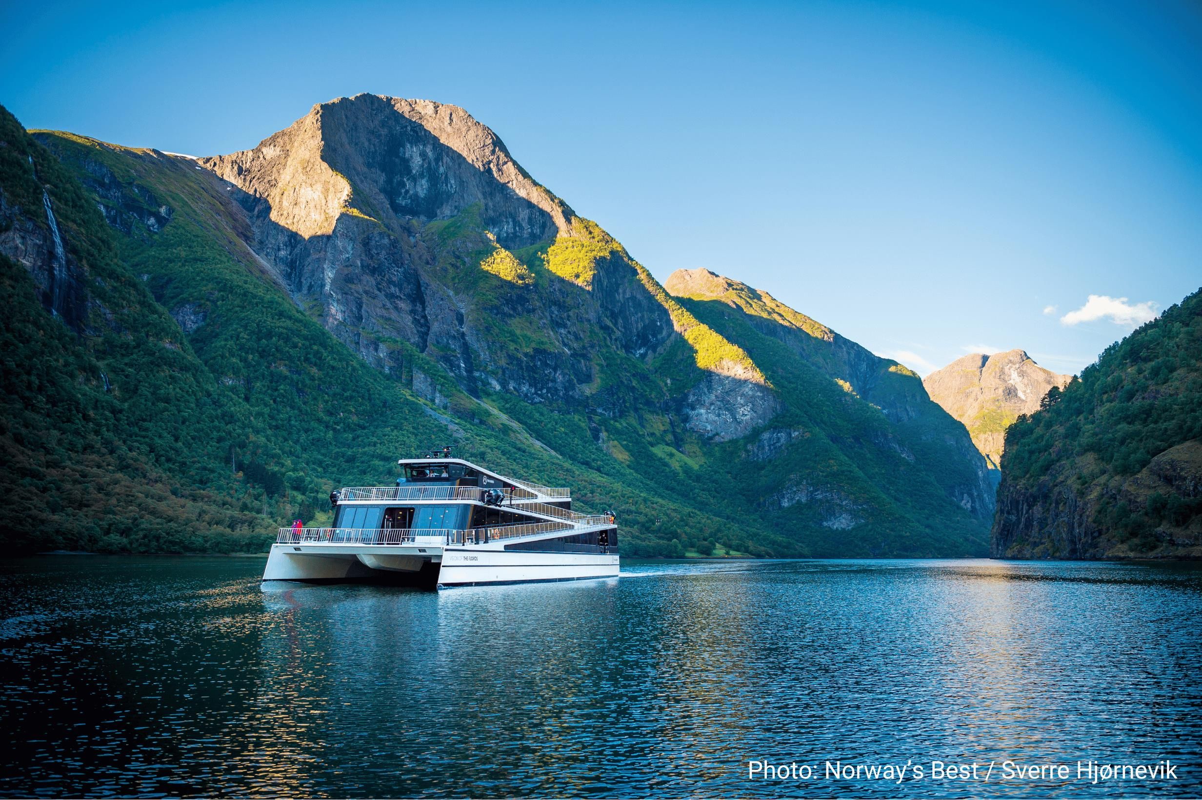 Fjordcruise på Nærøyfjorden