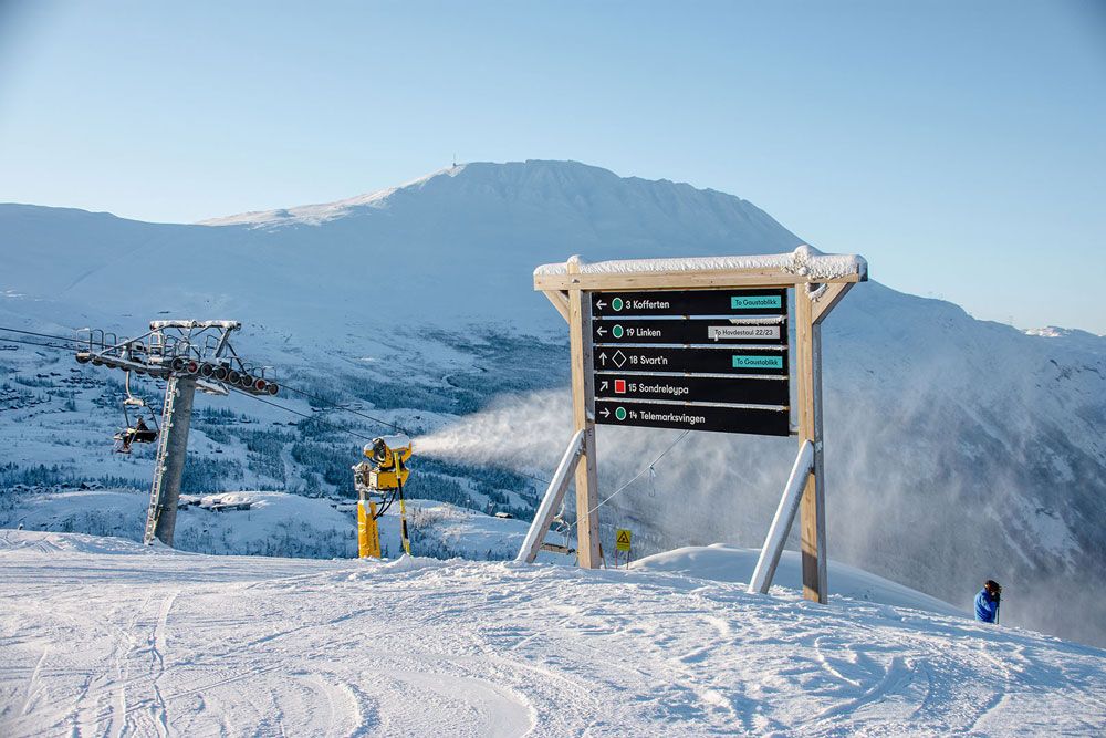 skilt over nedfarter på Gausta skisenter