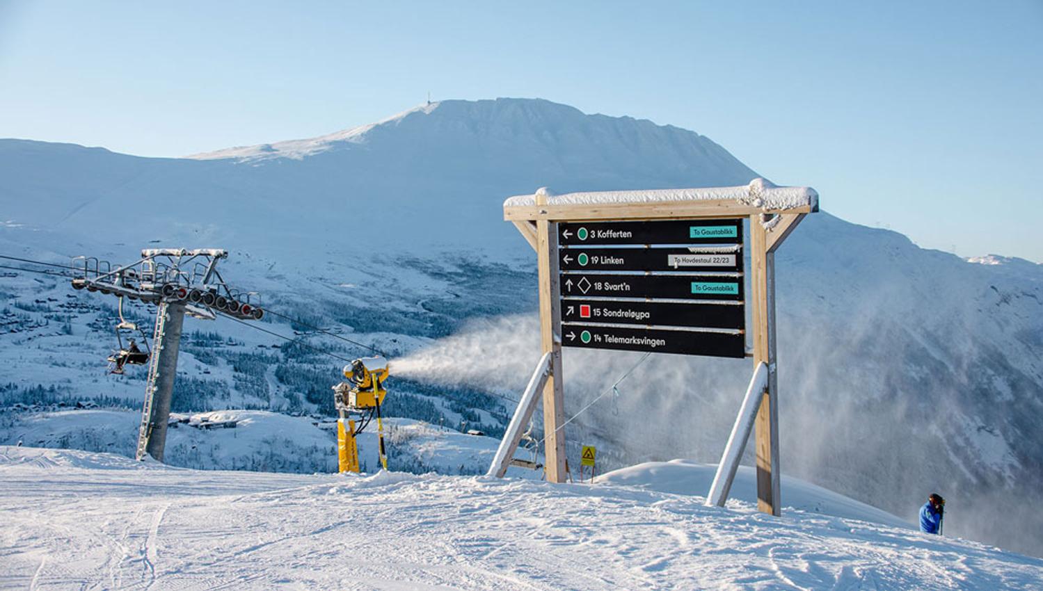 skilt over nedfarter på Gausta skisenter