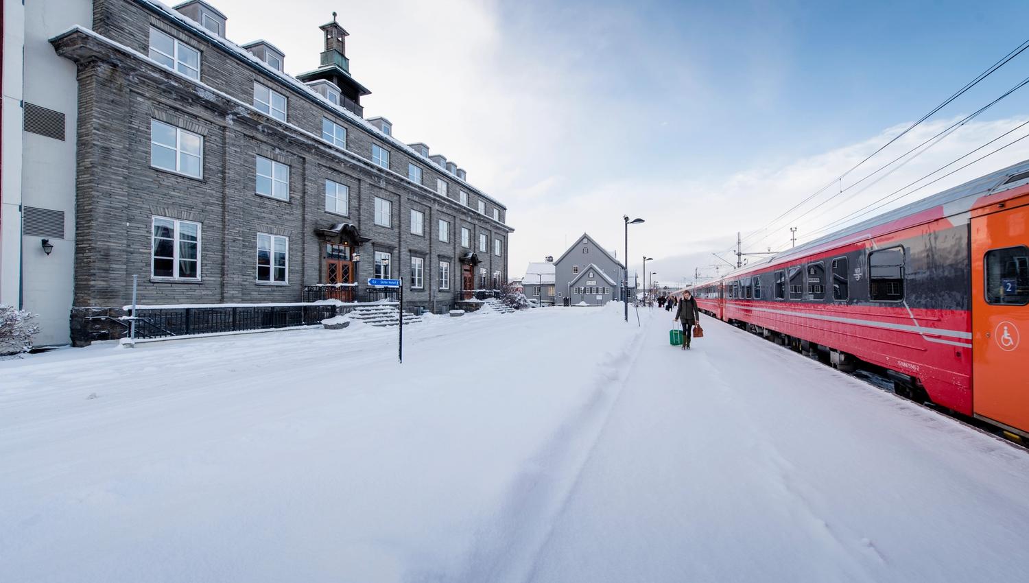 Oppdal Turisthotell, fasade sommer