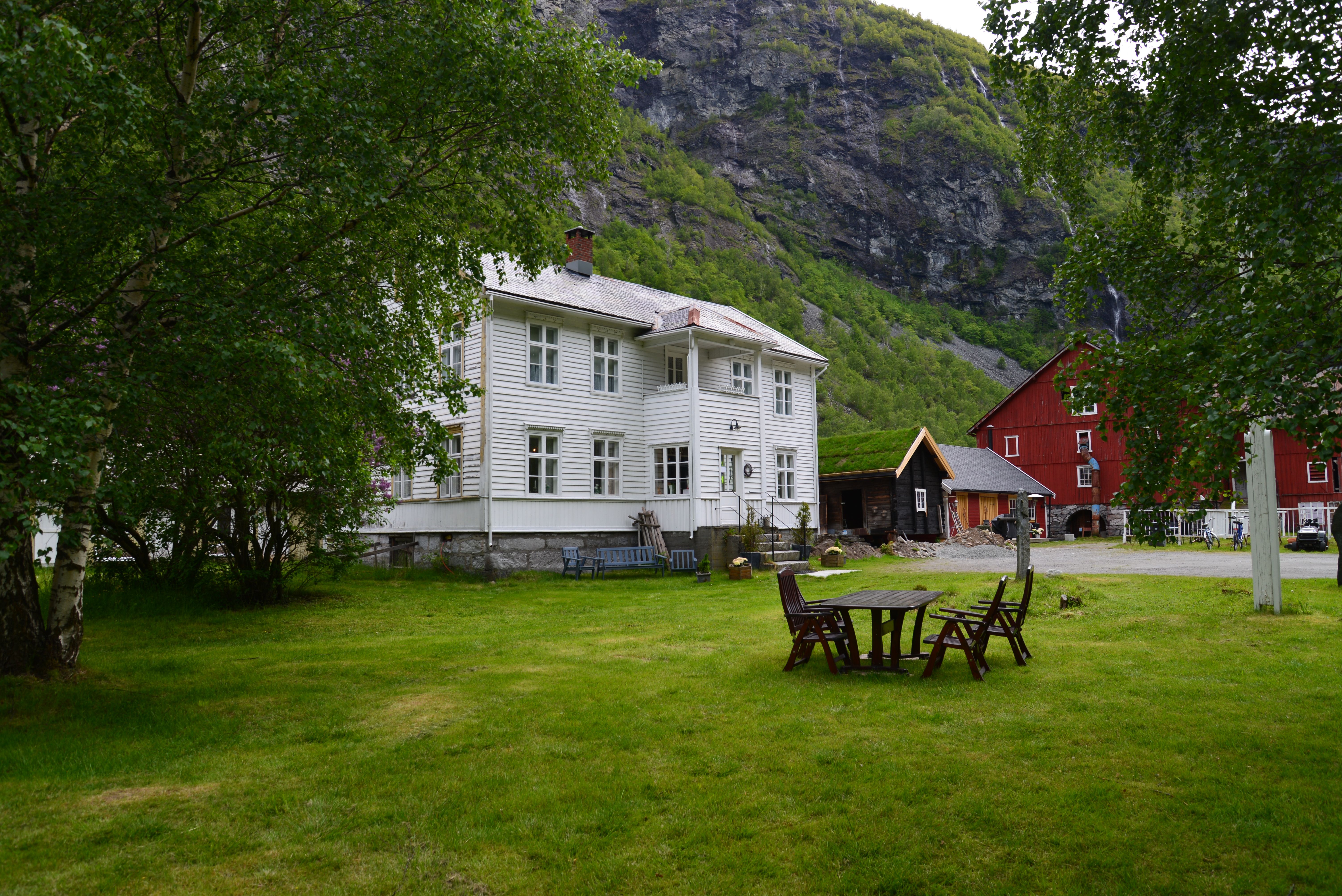 Våningshuset Svalheim Gard